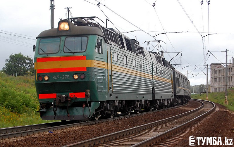 Видео порно: студент трахает мұғалім